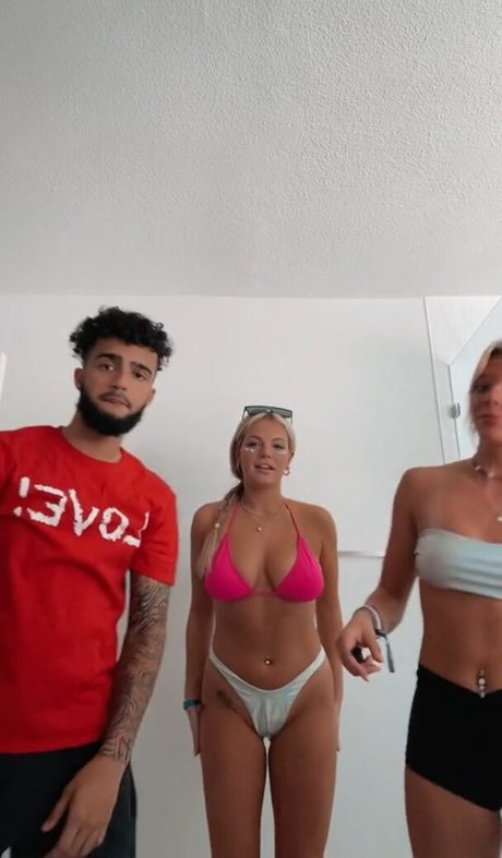 Kyla Deaver art star picture