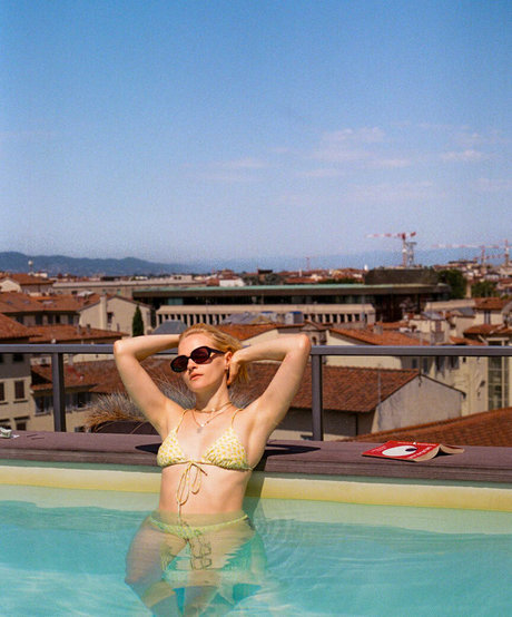 Madeline Brewer star hd photos