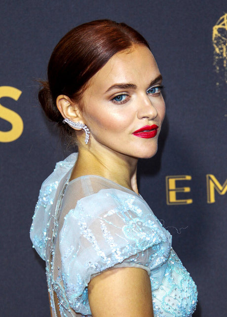 Madeline Brewer high quality actress gallery