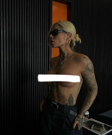 Ellis Cooper naked pornstar photos