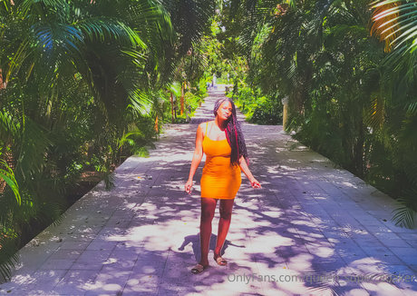 queen super soaker erotic model gallery