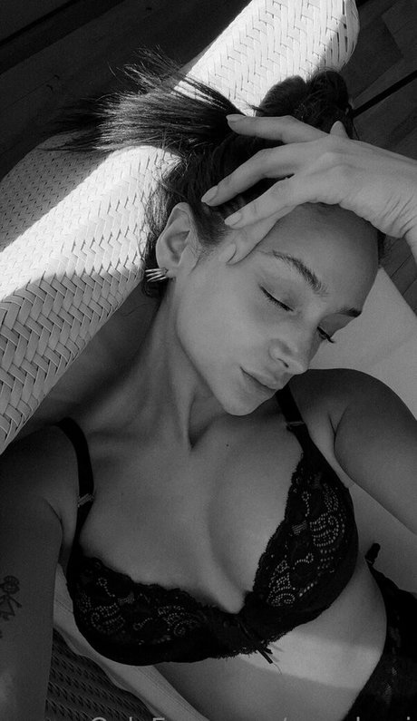 rosedomi exclusive model photos