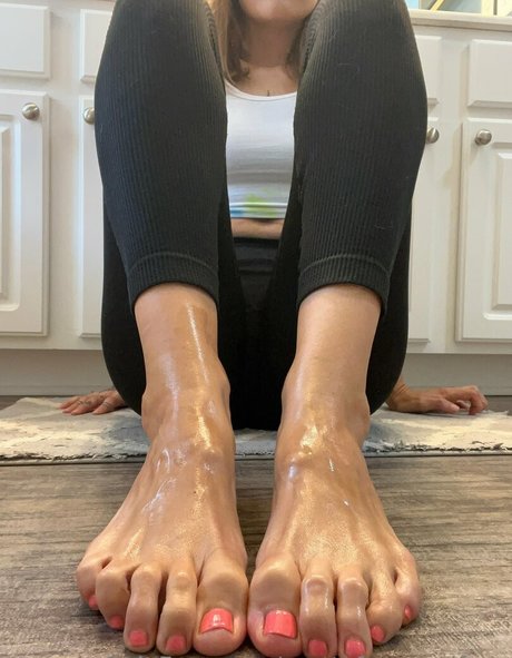 prettyfeet andface xxx model gallery