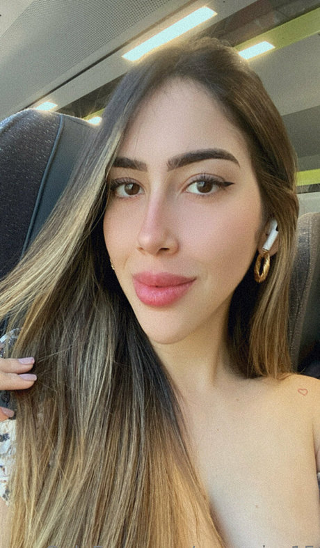 gummies15 pornographic model picture