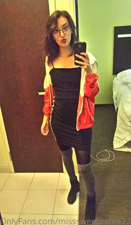 misssweetpetite22 pornstar art photos