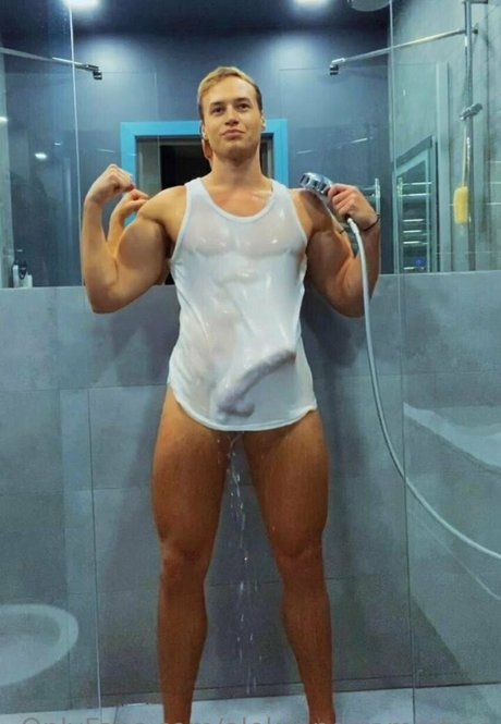 aleksandrrammfree porn model image