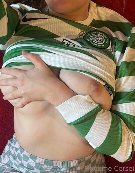 Madame Cersei pretty actress pictures