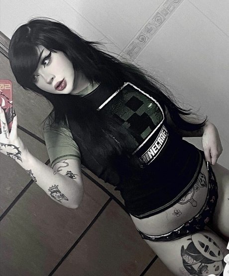 Ghostbabss exclusive model pictures