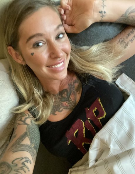 kleioxxx erotic model images