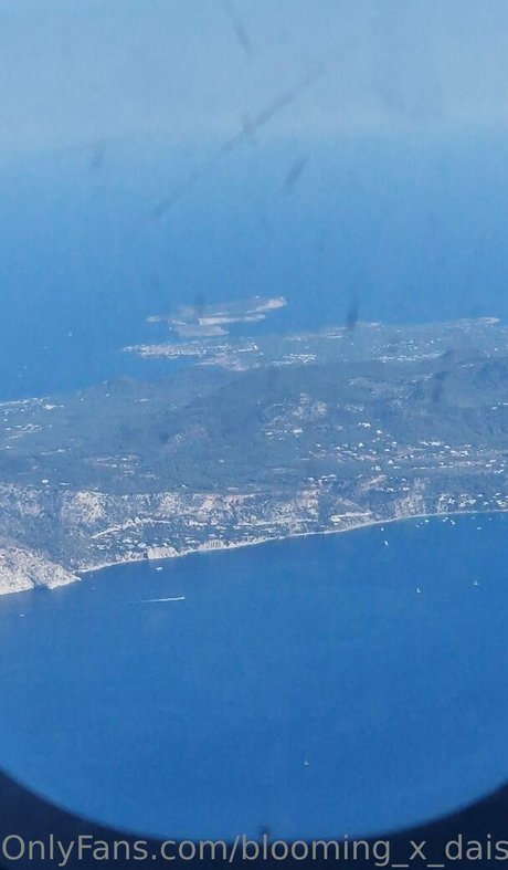 blooming x daisy nudes actress pics