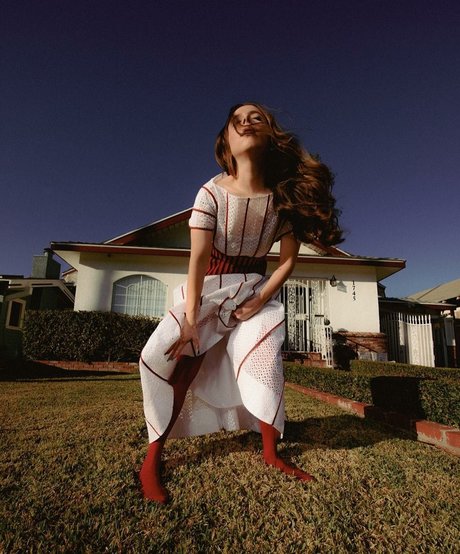 Esther Povitsky hd pornstar image