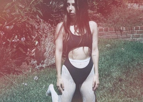 Esther Povitsky art pornstar pic