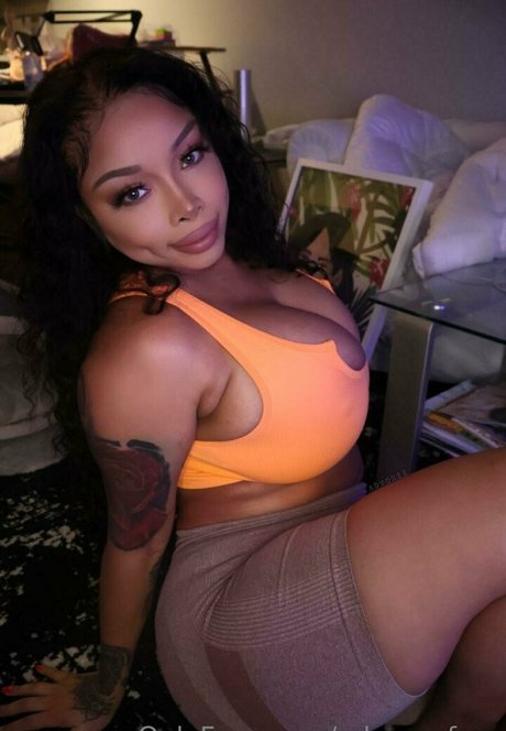 advoreefree xxx star gallery