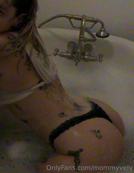 Velvetears pornographic actress gallery