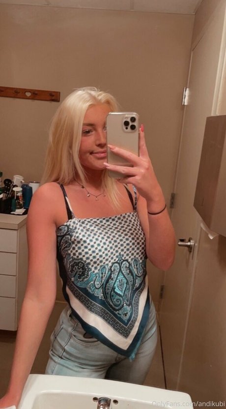 andi111 model pornographic img