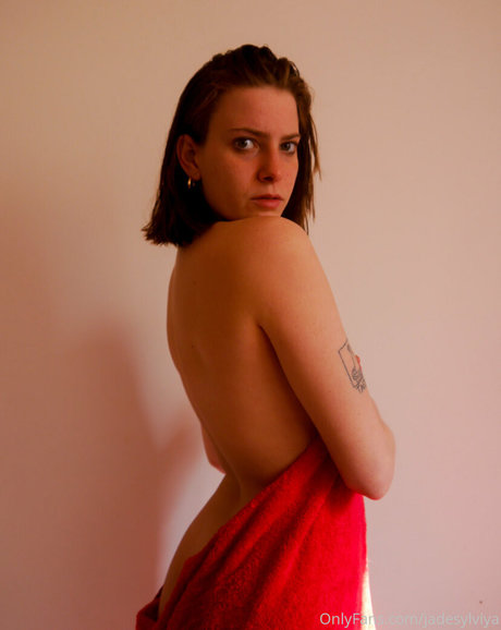 jadesylviya nude pornstar photo