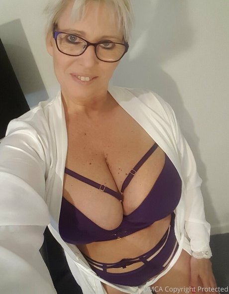 sexymatureaussielady pornographic star photo