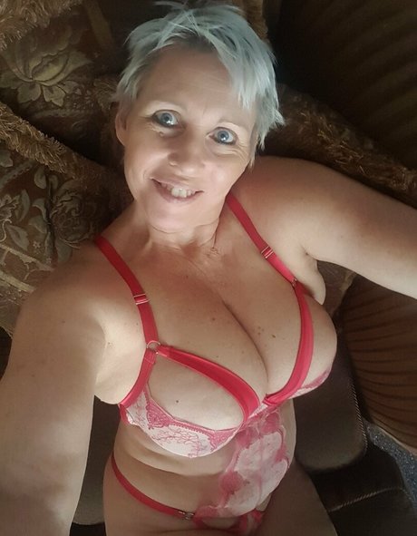 sexymatureaussielady model sex galleries