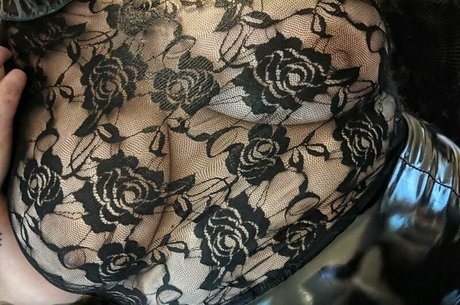 red ridin hood x sexy star picture