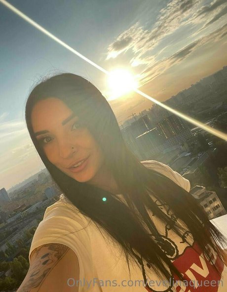 evelinaqueen model top pics