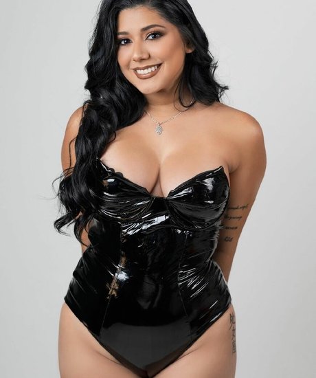 Juanita Barragan model top archive