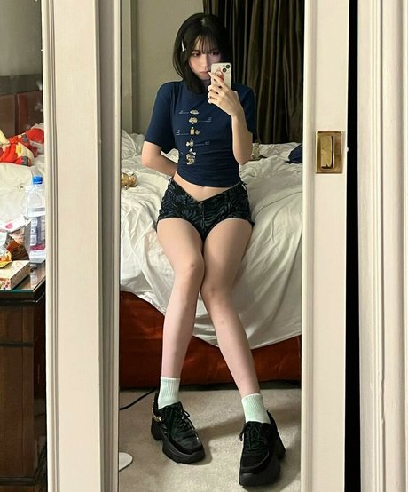 glihttr pornographic actress galleries