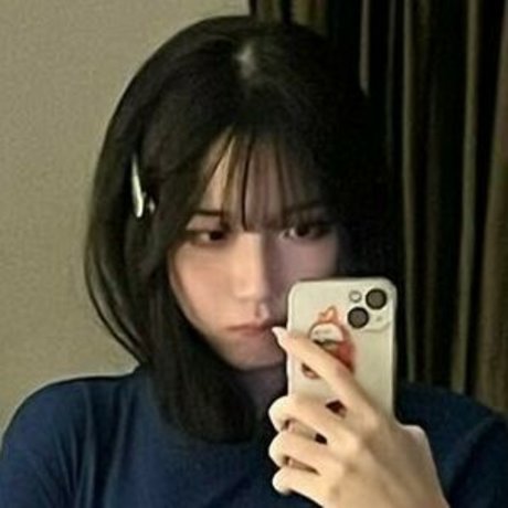 glihttr nudes actress image