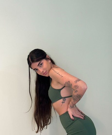 Marcella De Marchi model pretty gallery