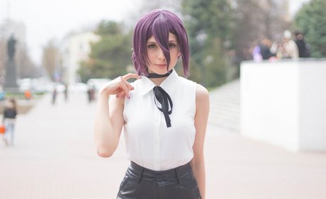 OwlLit model porn photos