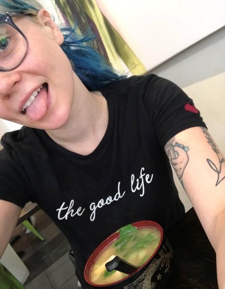 heidivfree pornstar art photos