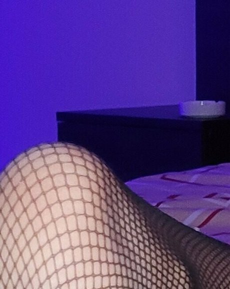 miicaelanatalii model hd picture