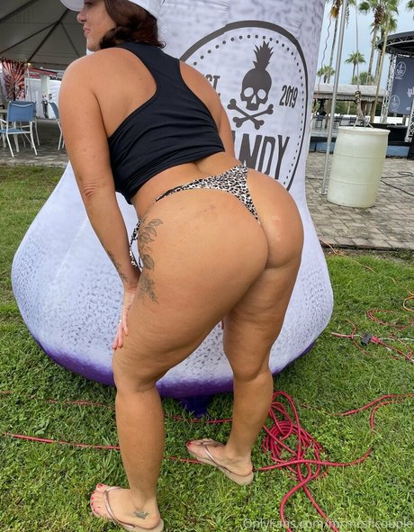 swingerellefree pornographic actress pictures