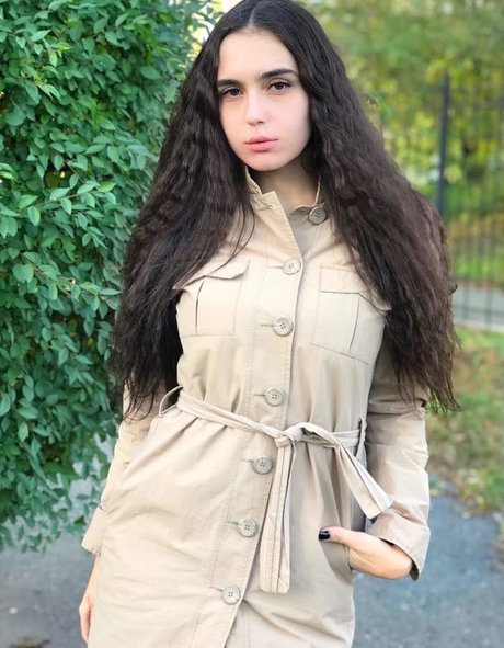 Lizzi69 nude star galleries