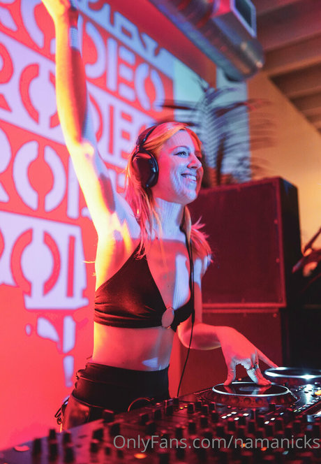 namanicks star free gallery