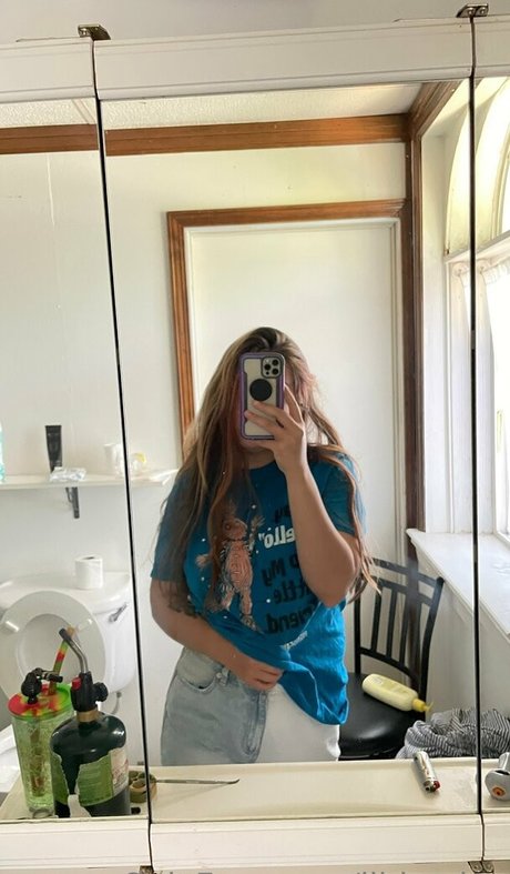 lildevdev high quality model images