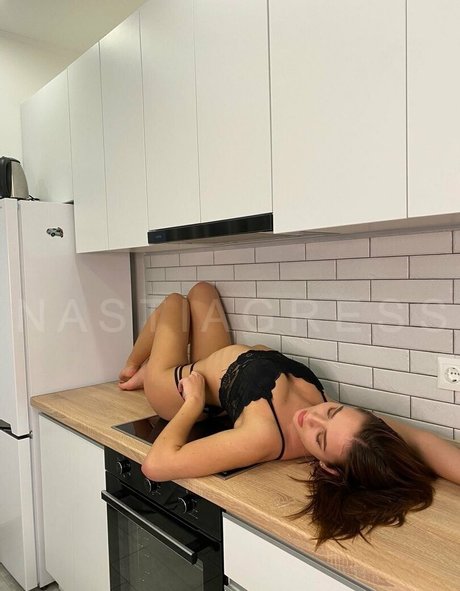 gress free adult actress pictures