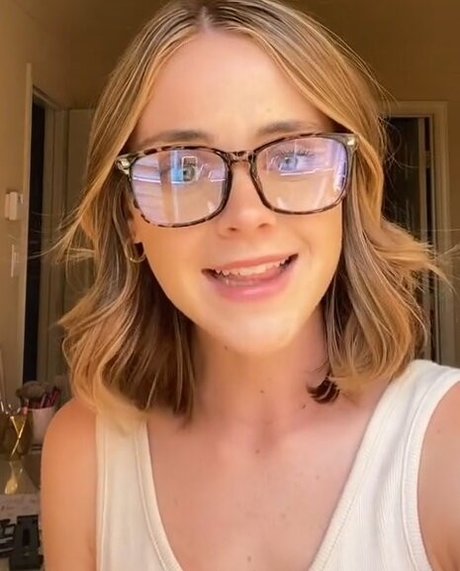 Lauren Mae erotic actress pictures