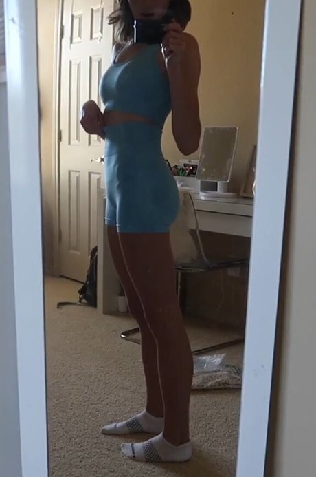 Lauren Mae star exclusive photo