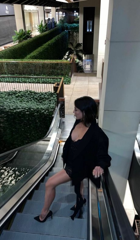 Mari Gonzalez perfect actress photos