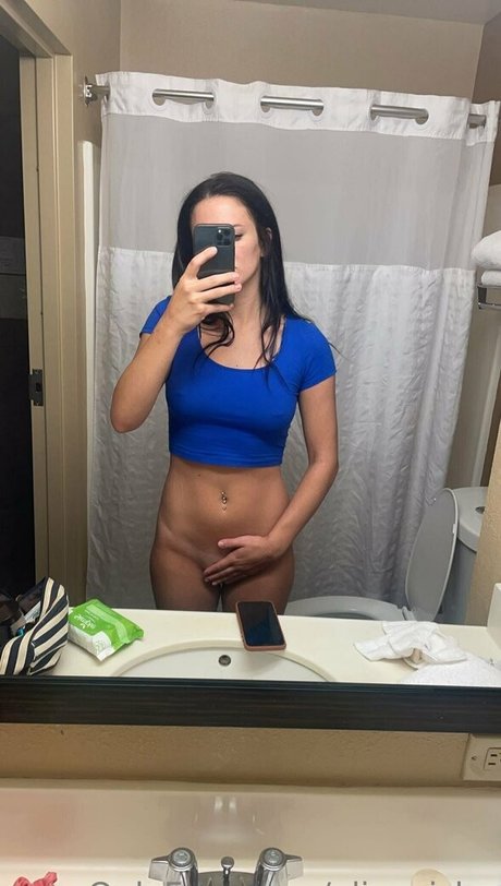 alicevisby model top pictures