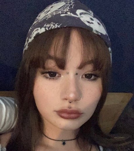 The slutty grunge perfect model img