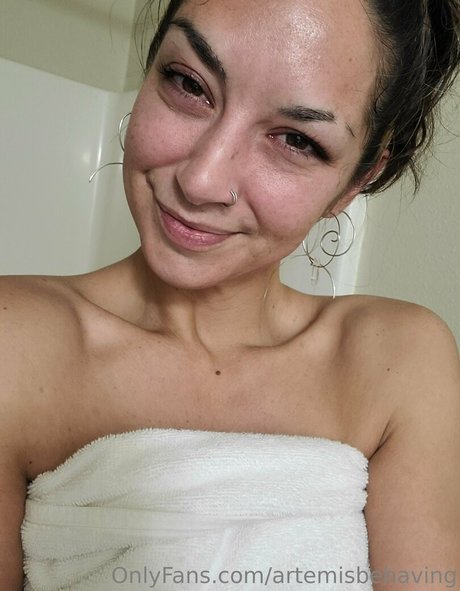 artemisbehaving star porn pictures