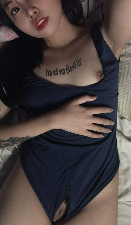 on1ashie free actress photo