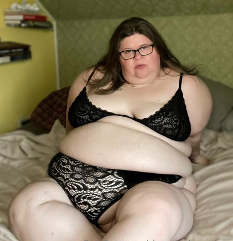 shegoesdown free pornstar hd picture