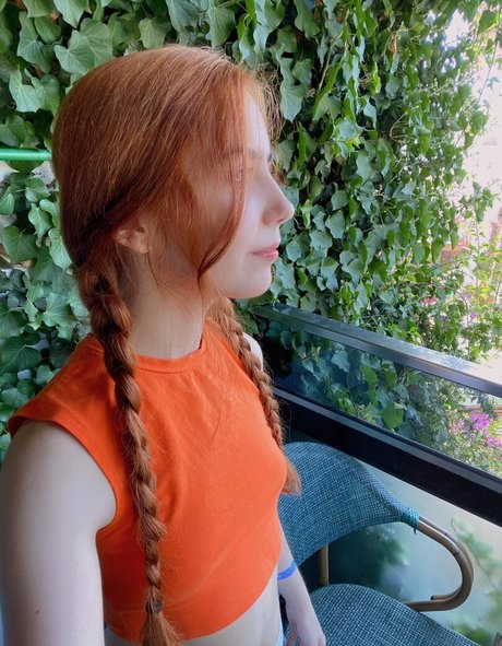 ThePianoDragon_ model nudes img