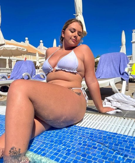 Baby Stacey exclusive actress images