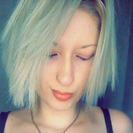 Sofie Young perfect model images