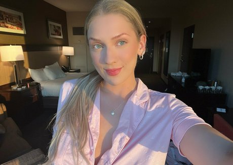 brown eyes kitty onlyfans art porn pictures