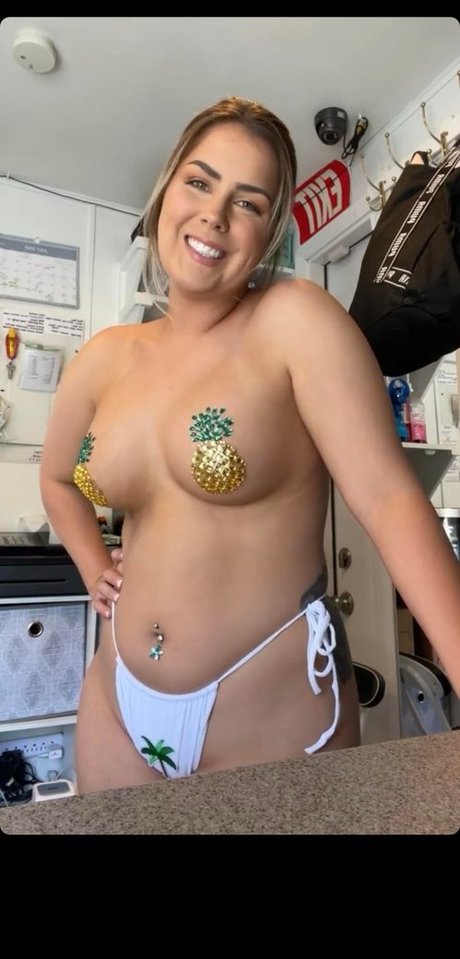 bellakristina adult star images