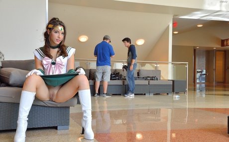 Melody Wylde Profile pic